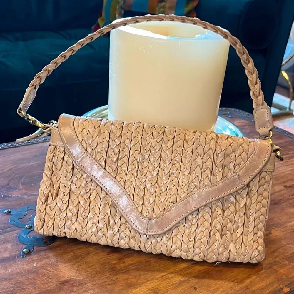 Verde Tan Braided Leather removable strap clutch Handbag!